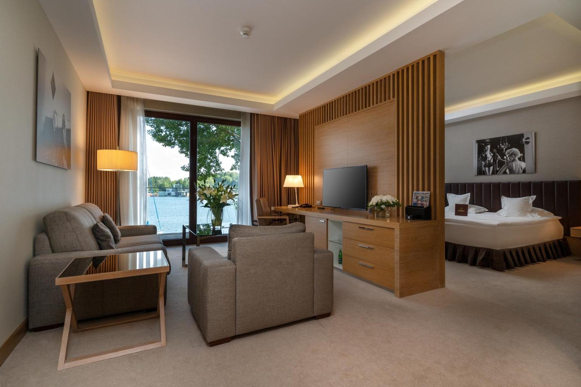 Tiffi Boutique Hotel 올슈틴 외부 사진